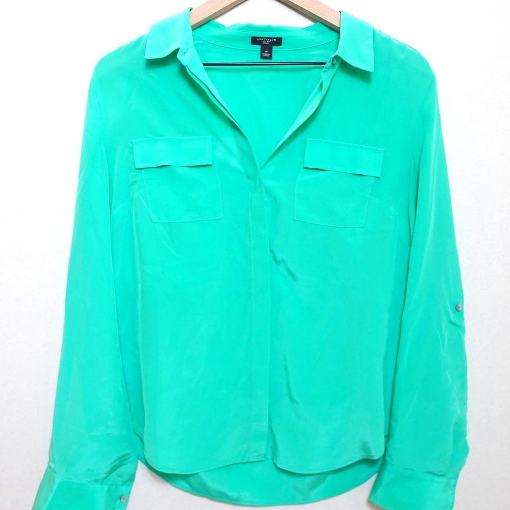 ANN TAYLOR Longsleeved Silk Mint Green Blouse - 8
